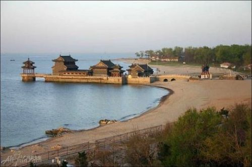 秦皇岛，致尊敬的听众朋友们